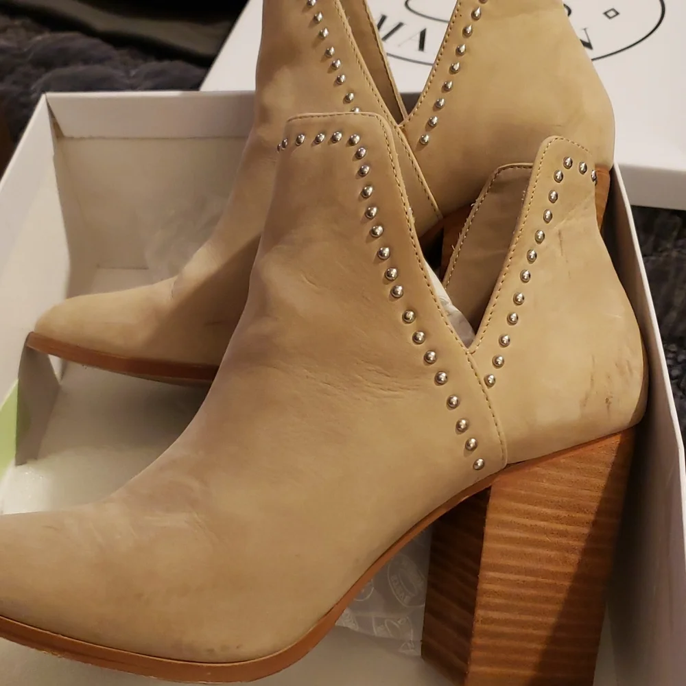 Booties - Picture 4 of 6